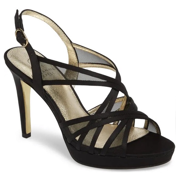 Adrianna Papell Shoes - Adrianna Papell platform sandal